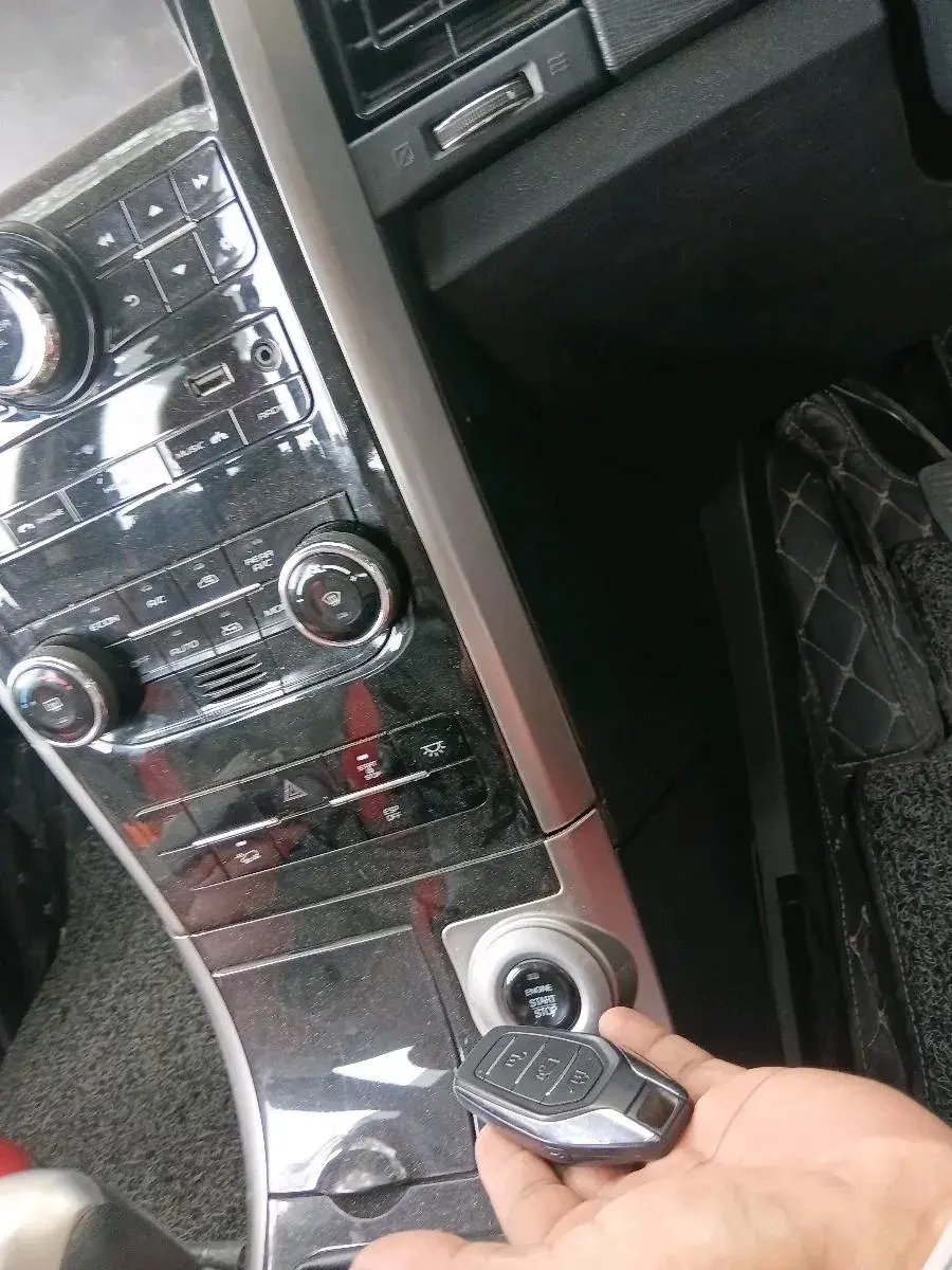 2021 Mahindra XUV500 W9, Diesel, Manual, 91,799 km, interior