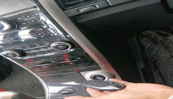 2021 Mahindra XUV500 W9, Diesel, Manual, 91,799 km, interior