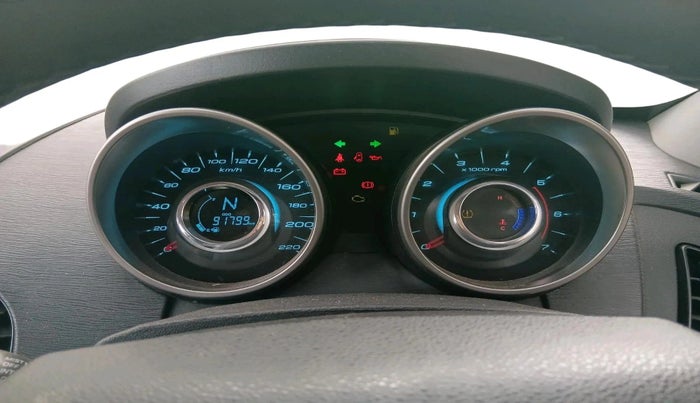 2021 Mahindra XUV500 W9, Diesel, Manual, 91,799 km, interior