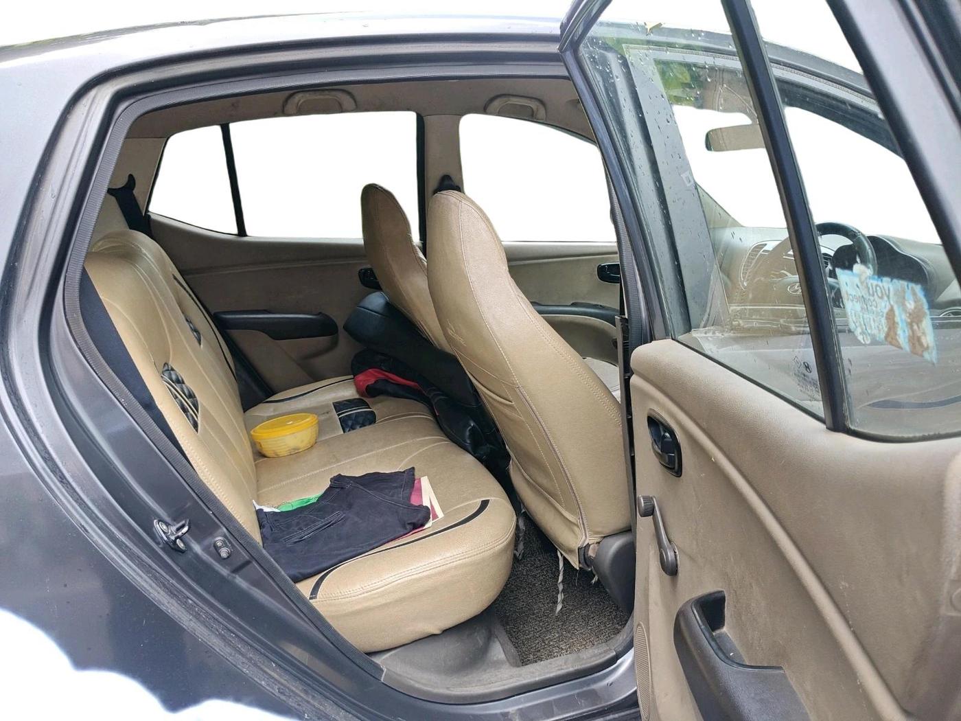 2011 Hyundai i10 ERA 1.1, Petrol, Manual, 86,450 km, interior