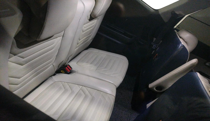 2022 KIA CARENS LUXURY PLUS 1.4 PETROL DCT 6 STR, Petrol, Automatic, 31,943 km, interior