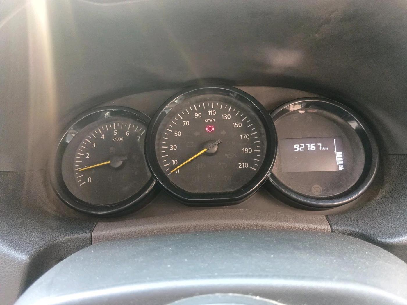 2018 Renault Duster RXE PETROL, Petrol, Manual, 92,767 km, interior