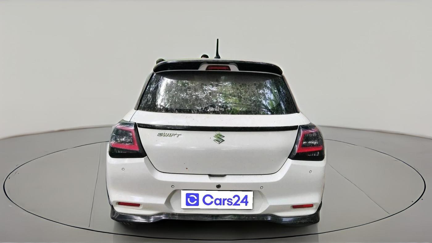 2024 Maruti Swift VXi (O) AMT, CNG, Automatic, 31,393 km, exterior