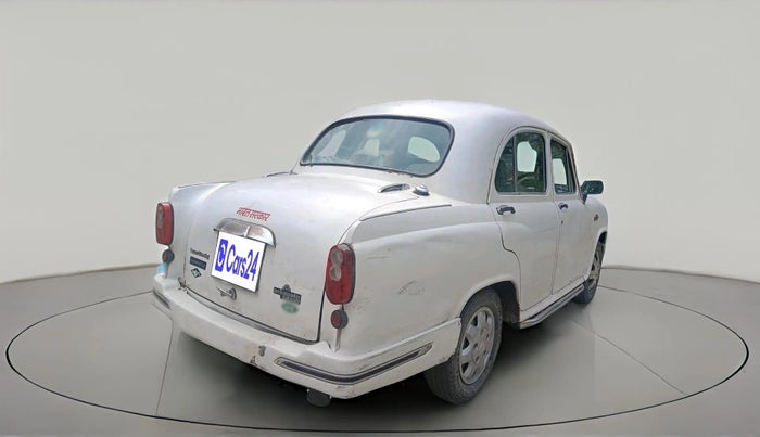 2011 Hindustan Motors Ambassador GRAND 1800 ISZ MPFI, CNG, Manual, 1,64,442 km, exterior