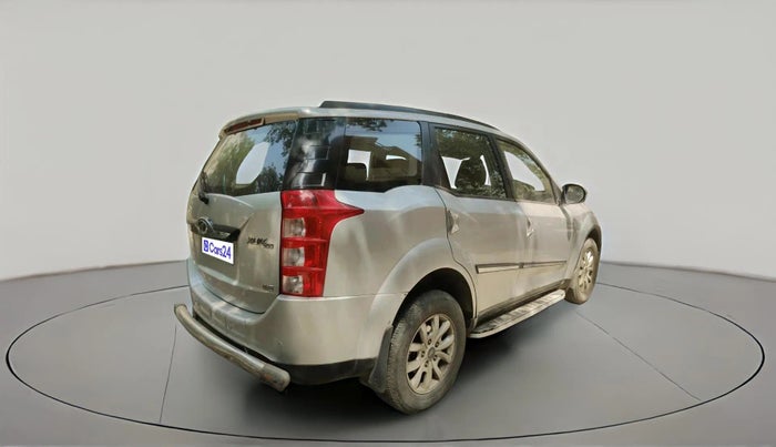 2016 Mahindra XUV500 W8 1.99, Diesel, Manual, 2,41,561 km, exterior