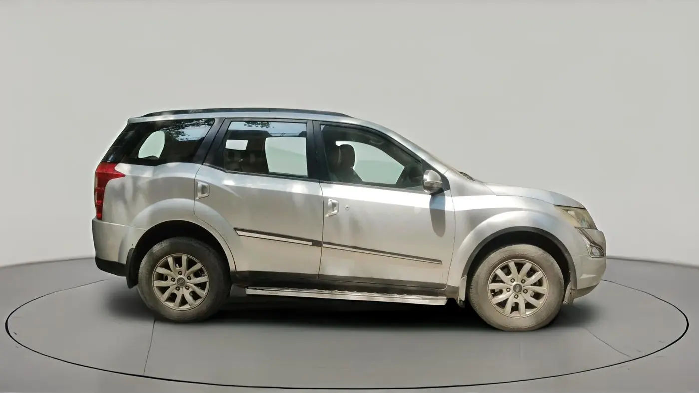 2016 Mahindra XUV500 W8 1.99, Diesel, Manual, 2,41,561 km, exterior