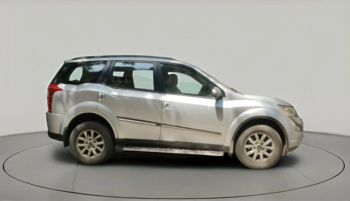 2016 Mahindra XUV500 W8 1.99, Diesel, Manual, 2,41,561 km, exterior