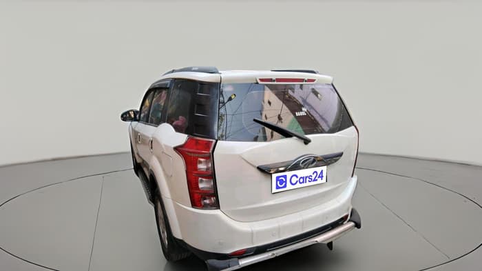 2017 Mahindra XUV500 W10 1.99, Diesel, Manual, 1,39,728 km, exterior