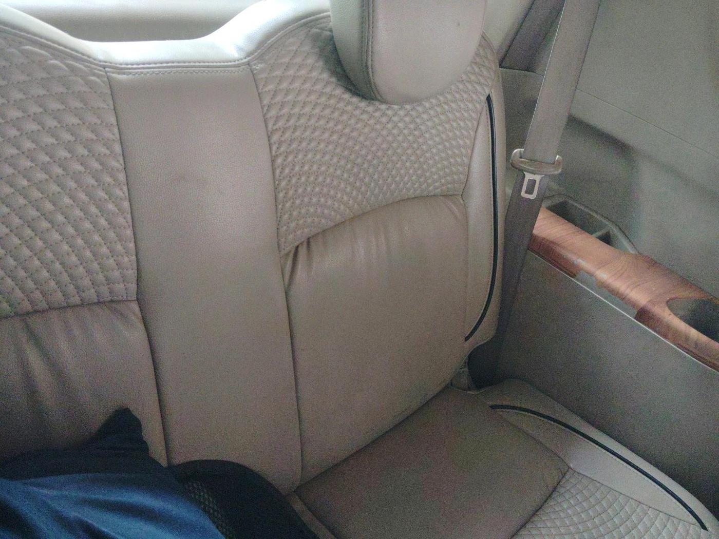 2012 Maruti Ertiga VXI, CNG, Manual, 2,08,458 km, interior