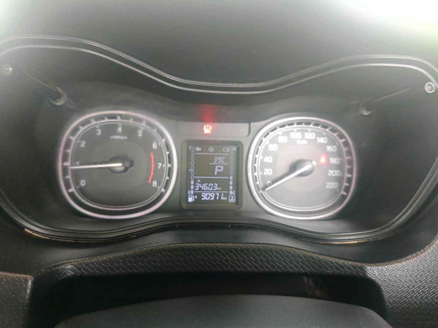 2020 Maruti Vitara Brezza ZXI AT SHVS, Petrol, Automatic, 90,971 km, interior