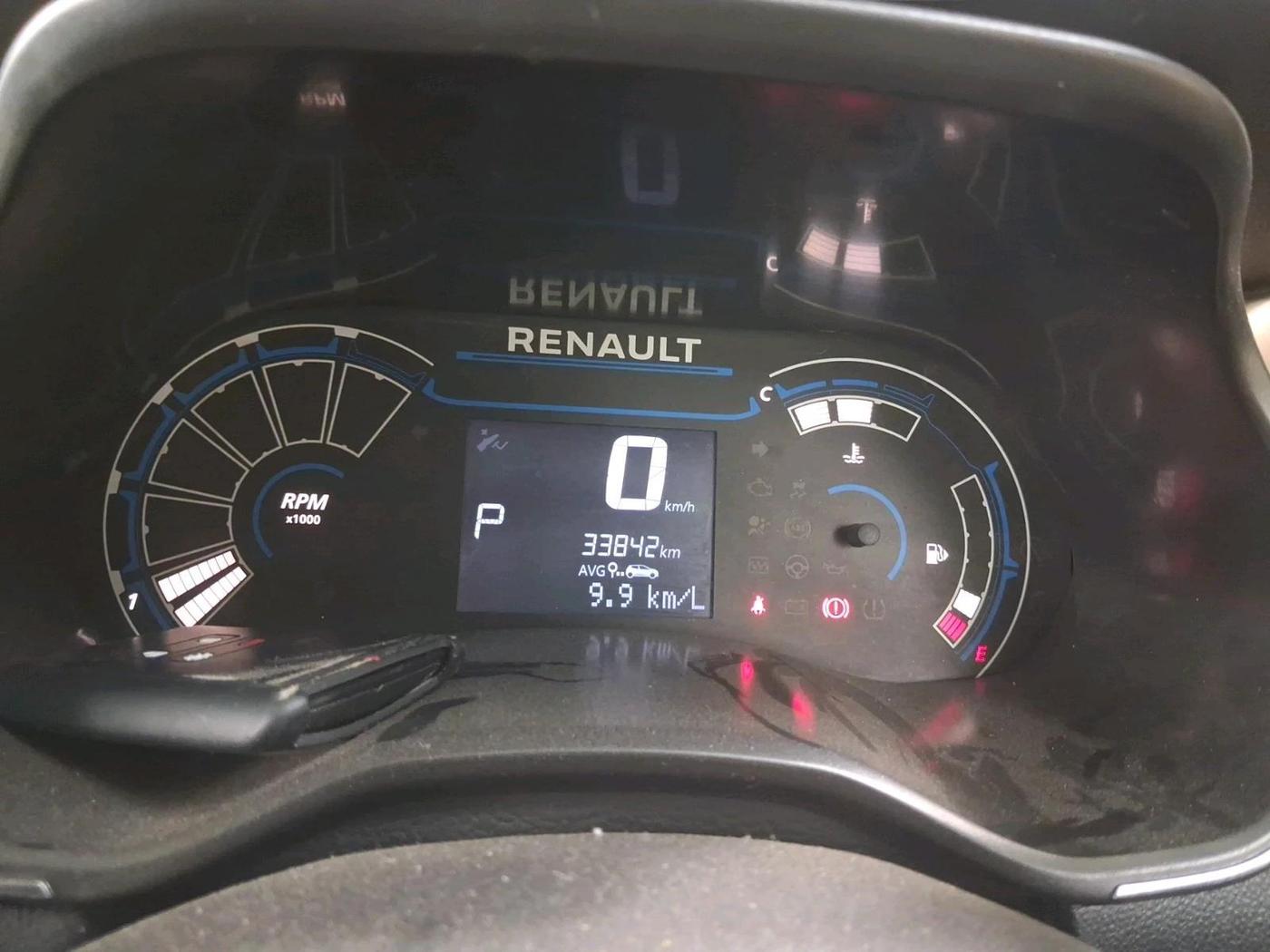 2022 Renault Kiger RXT TURBO CVT, Petrol, Automatic, 33,842 km, interior