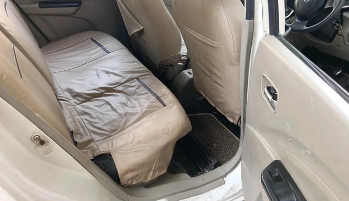 2016 Maruti Celerio VXI CNG, CNG, Manual, 1,34,327 km, interior