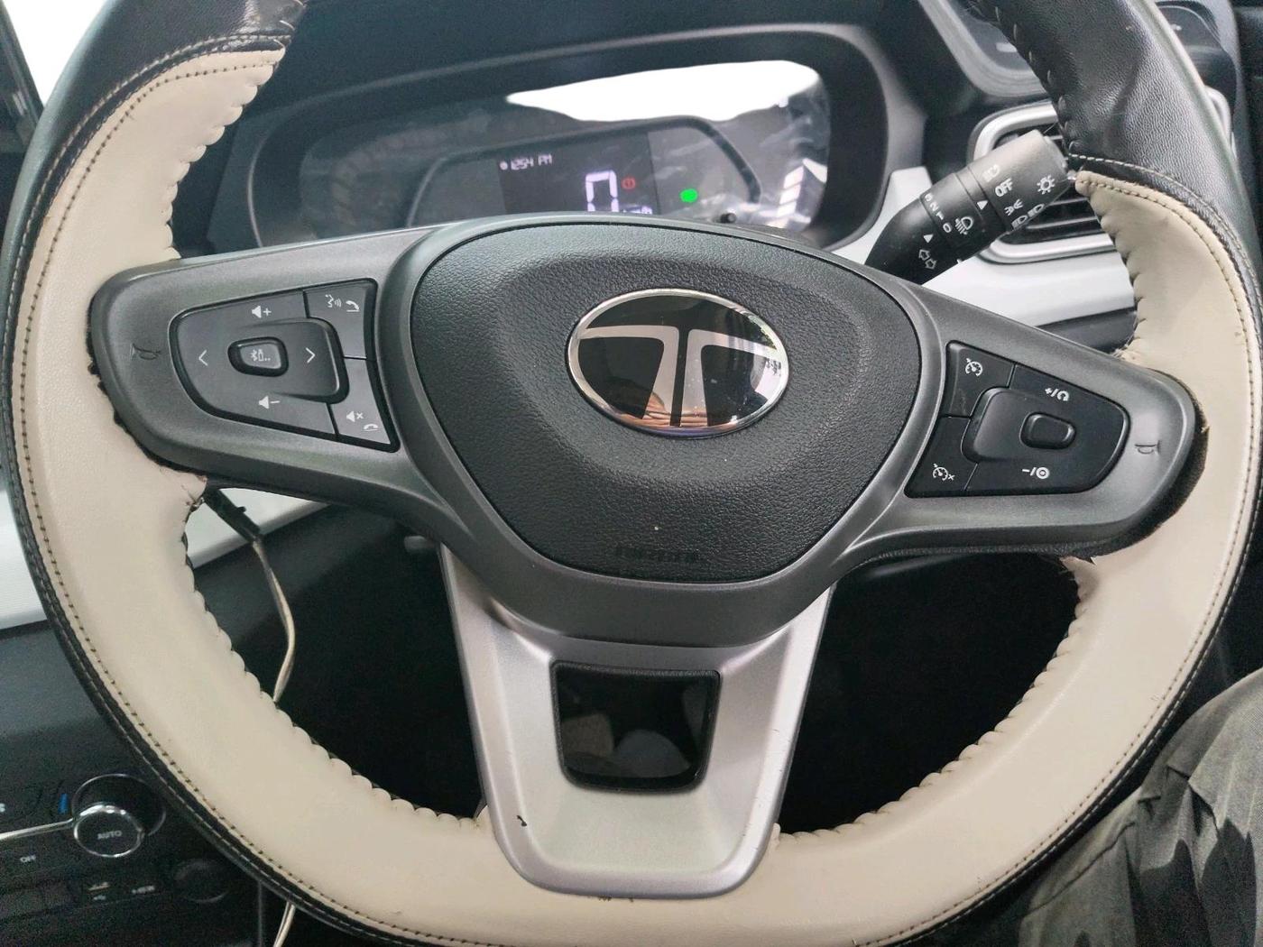 2025 Tata PUNCH Accomplished Plus (S) iCNG, CNG, Manual, 7,671 km, interior