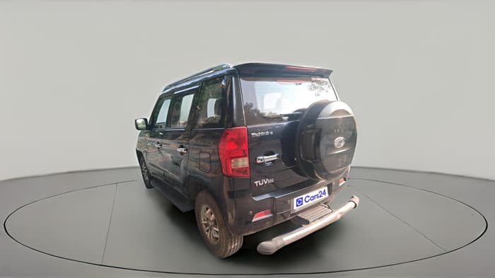 2017 Mahindra TUV300 T8, Diesel, Manual, 1,10,316 km, exterior
