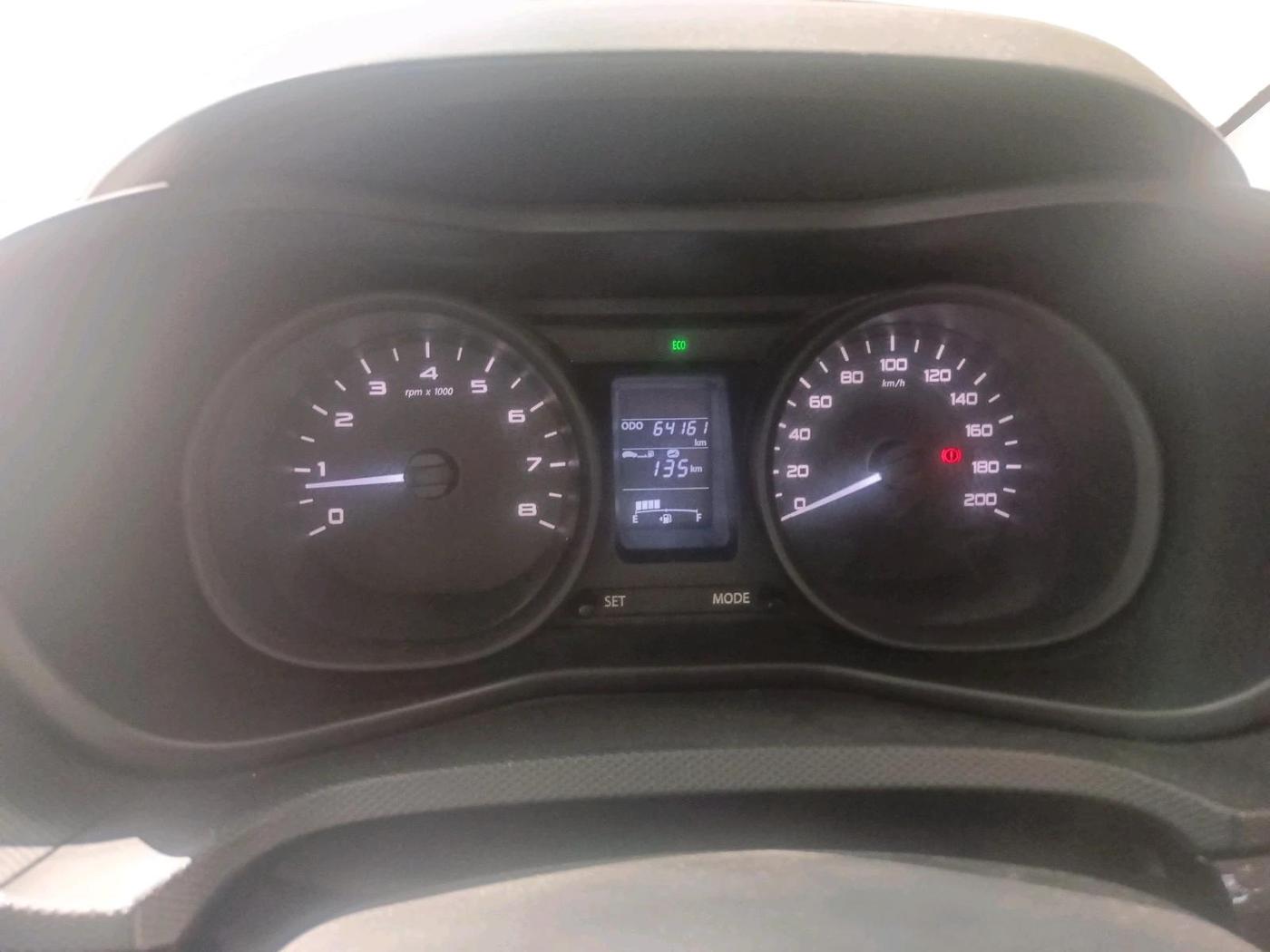 2018 Tata NEXON KRAZ MT PETROL, Petrol, Manual, 64,161 km, interior