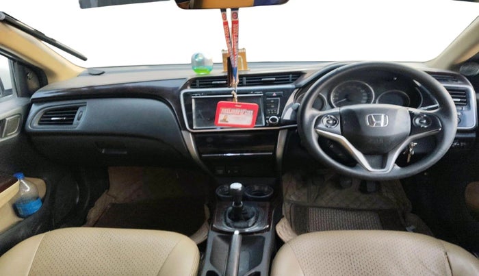 2016 Honda City 1.5L I-VTEC V MT, CNG, Manual, 1,99,071 km, interior