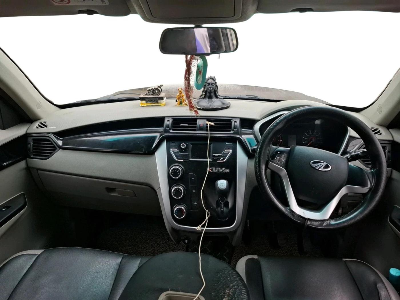 2016 Mahindra Kuv100 K8 6 STR, Petrol, Manual, 90,945 km, interior