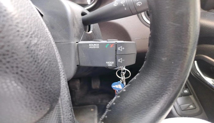 2018 Nissan Terrano XL (P), Petrol, Manual, 58,762 km, interior