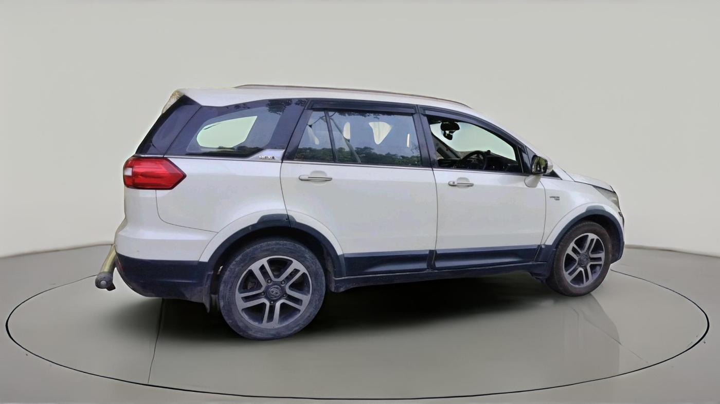 2017 Tata Hexa XTA 4X2 7 STR, Diesel, Automatic, 1,23,977 km, exterior