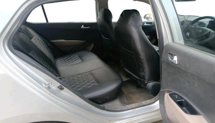 2016 Hyundai Grand i10 SPORTZ 1.1 CRDI, Diesel, Manual, 1,59,659 km, interior