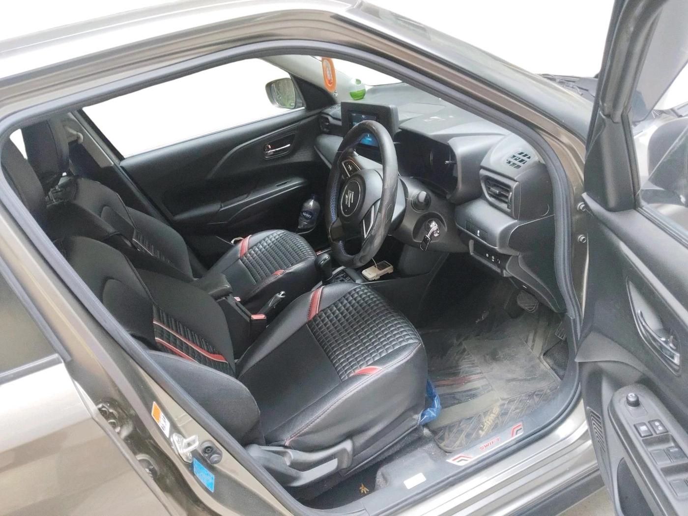 2024 Maruti Swift VXi AMT, Petrol, Automatic, 8,576 km, interior