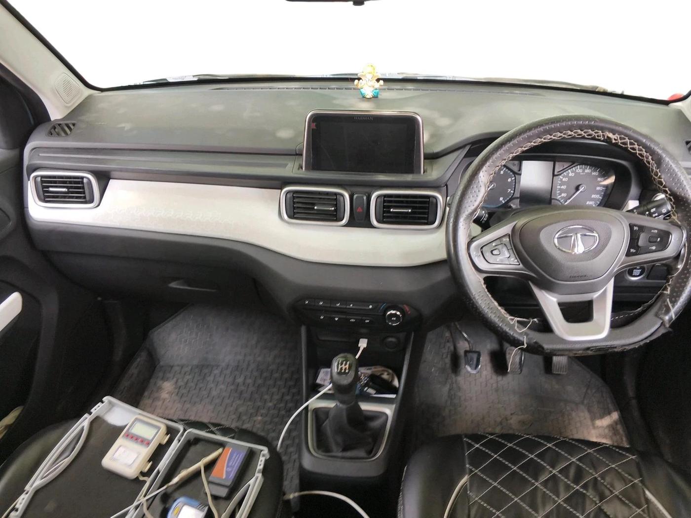 2022 Tata PUNCH ACCOMPLISHED MT, Petrol, Manual, 63,306 km, interior