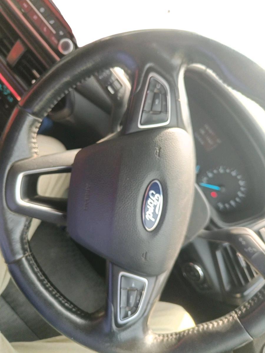 2018 Ford Ecosport TITANIUM 1.5L SIGNATURE EDITION (SUNROOF) PETROL, Petrol, Manual, 1,30,952 km, interior