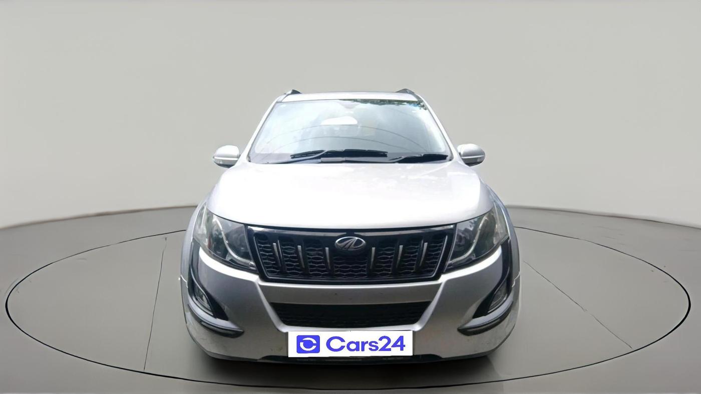 2017 Mahindra XUV500 W6 1.99, Diesel, Manual, 46,727 km, exterior