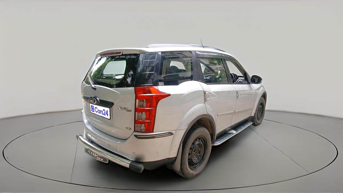 2017 Mahindra XUV500 W6 1.99, Diesel, Manual, 46,727 km, exterior