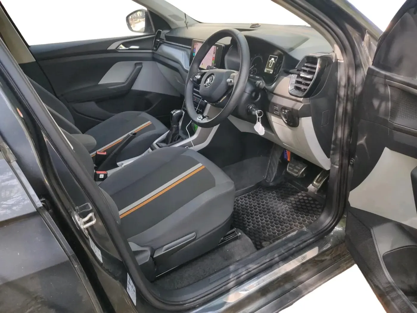 2025 Skoda KUSHAQ AMBITION 1.0L TSI AT, Petrol, Automatic, 1,619 km, interior