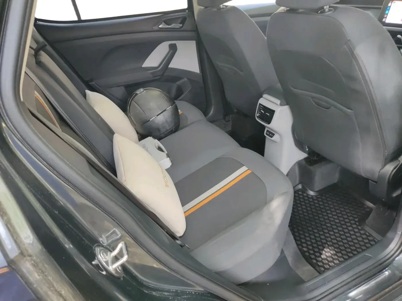 2025 Skoda KUSHAQ AMBITION 1.0L TSI AT, Petrol, Automatic, 1,619 km, interior