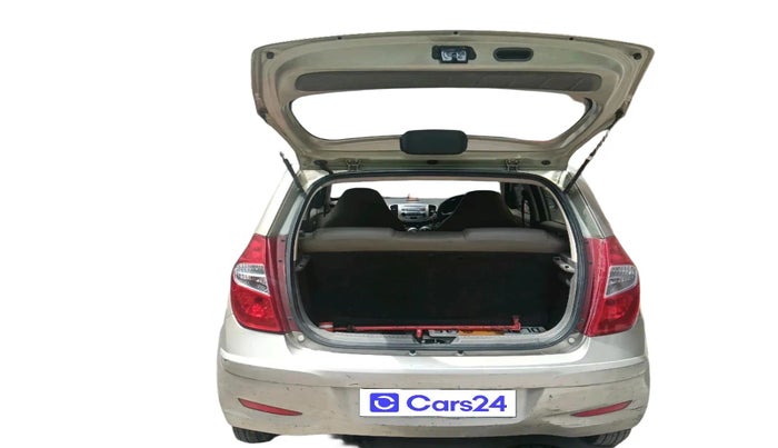 2012 Hyundai i10 MAGNA 1.2, Petrol, Manual, 49,077 km, exterior