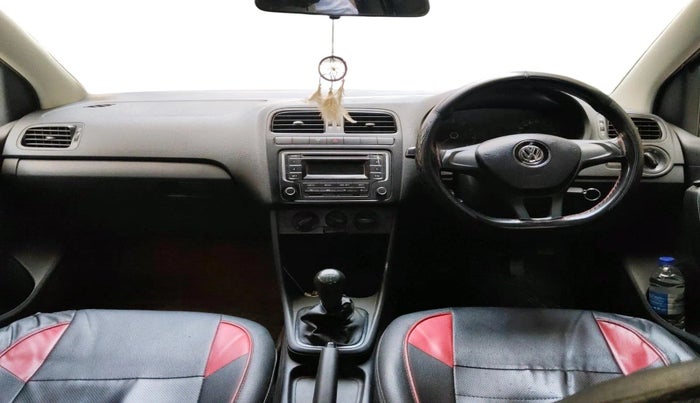 2014 Volkswagen Polo COMFORTLINE 1.2L PETROL, Petrol, Manual, 1,07,953 km, interior