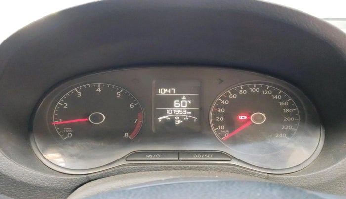 2014 Volkswagen Polo COMFORTLINE 1.2L PETROL, Petrol, Manual, 1,07,953 km, interior