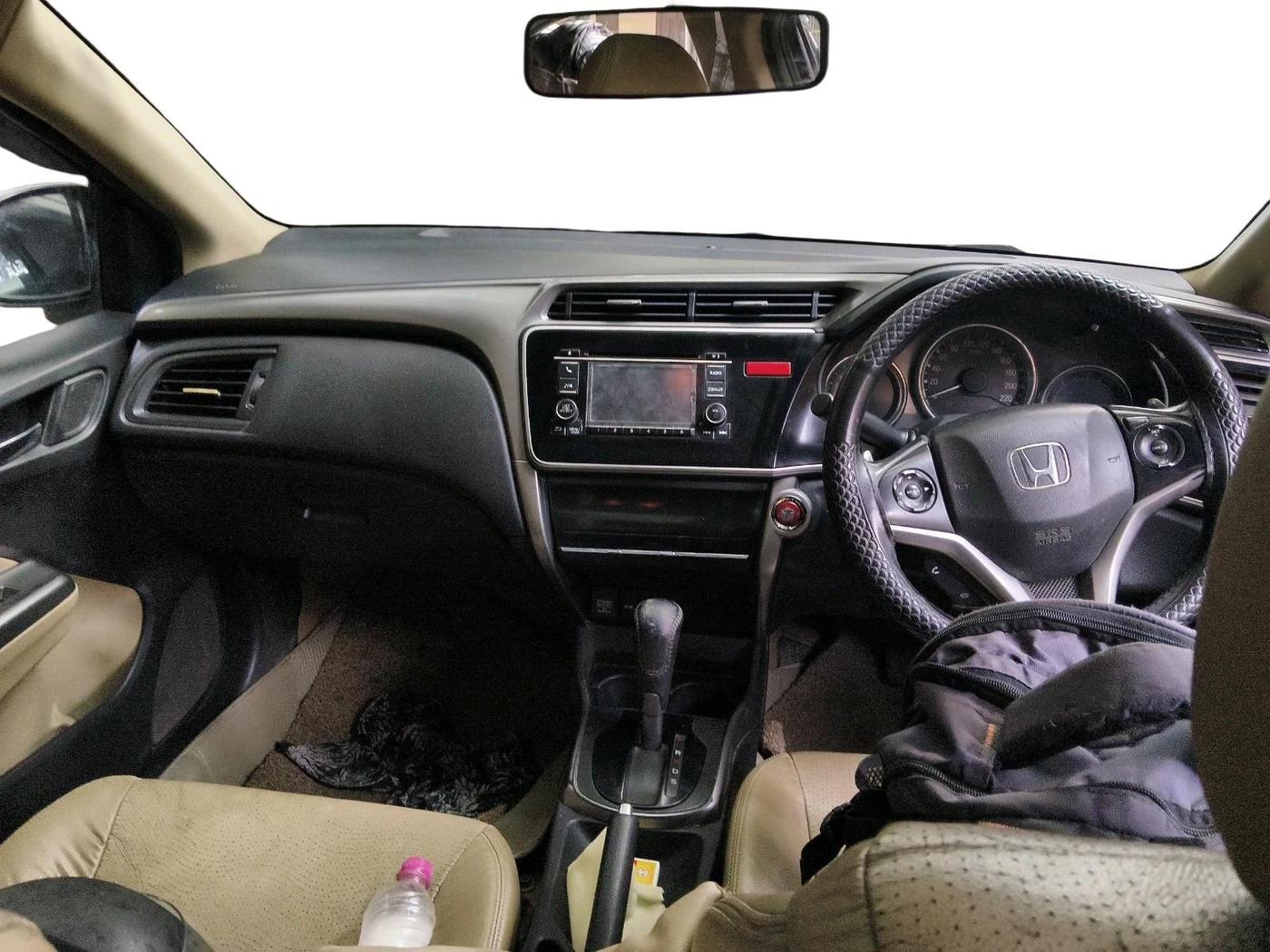2015 Honda City 1.5L I-VTEC VX CVT, CNG, Automatic, 85,228 km, interior