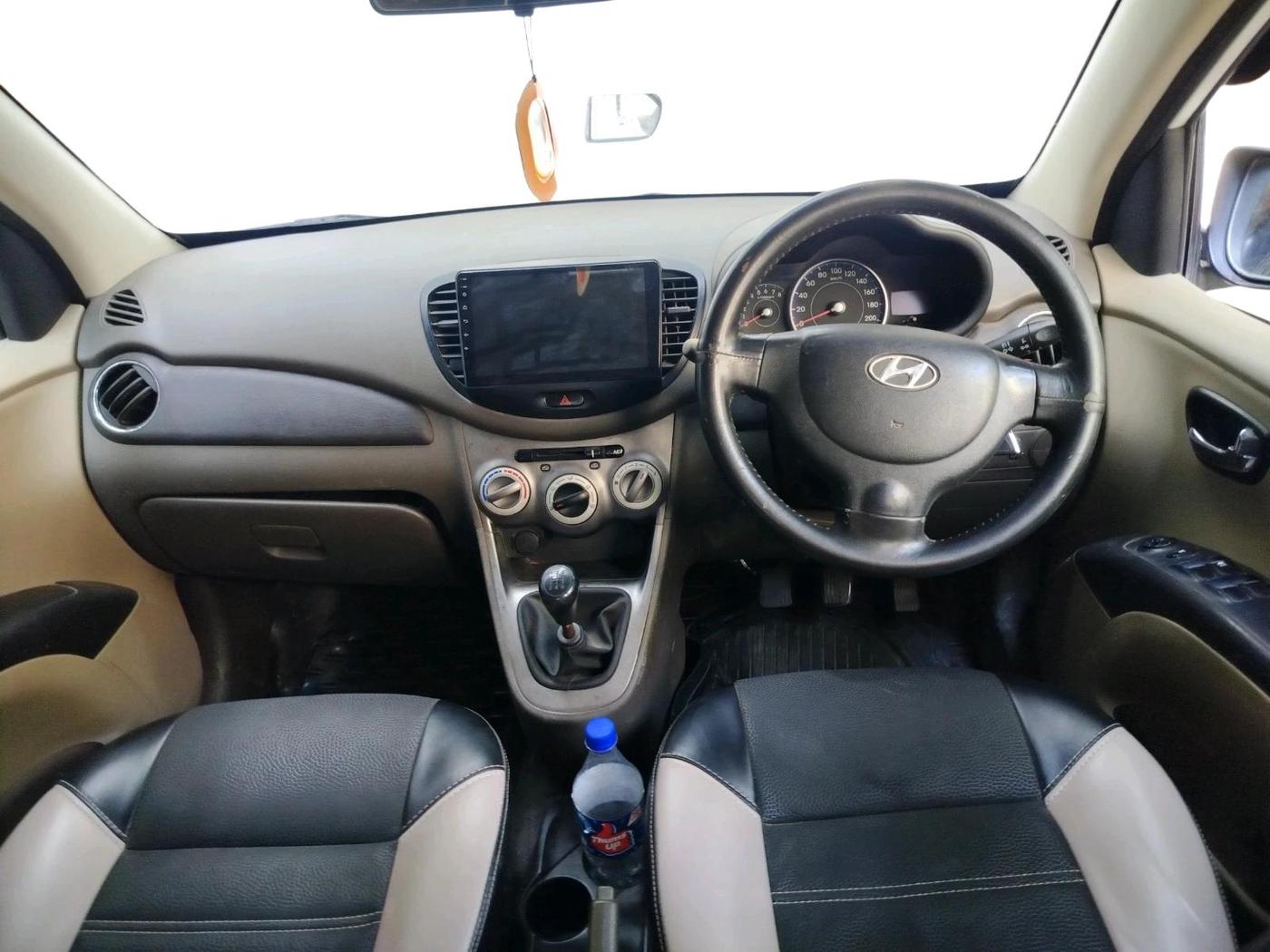 2012 Hyundai i10 MAGNA 1.2, Petrol, Manual, 73,264 km, interior