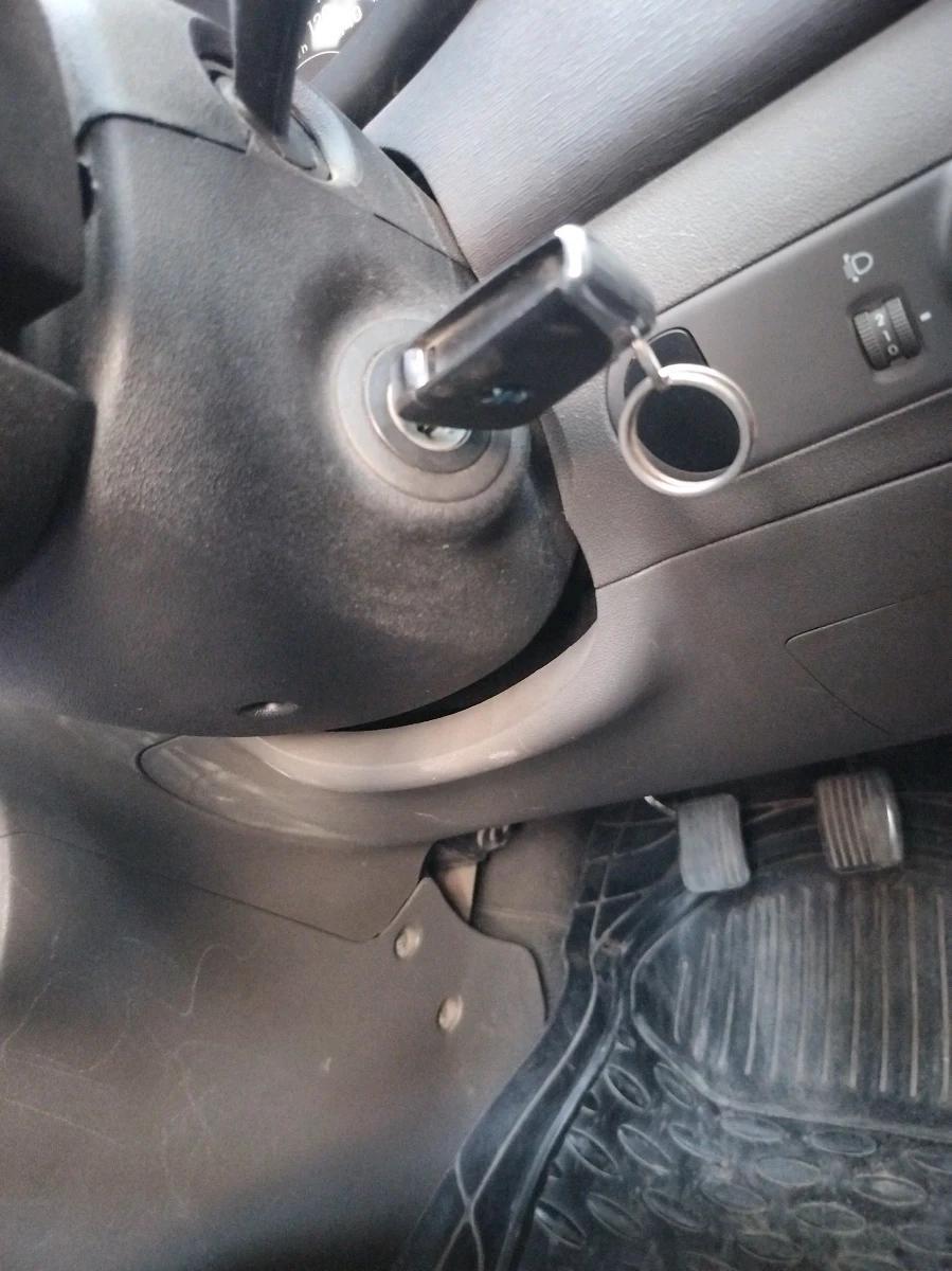 2012 Hyundai i10 MAGNA 1.2, Petrol, Manual, 73,264 km, interior