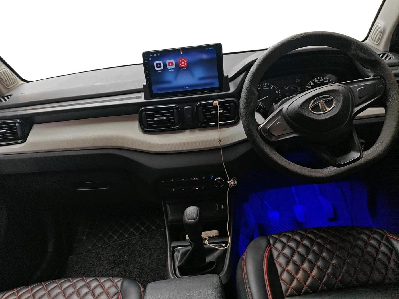 2022 Tata PUNCH PURE MT, Petrol, Manual, 39,089 km, interior