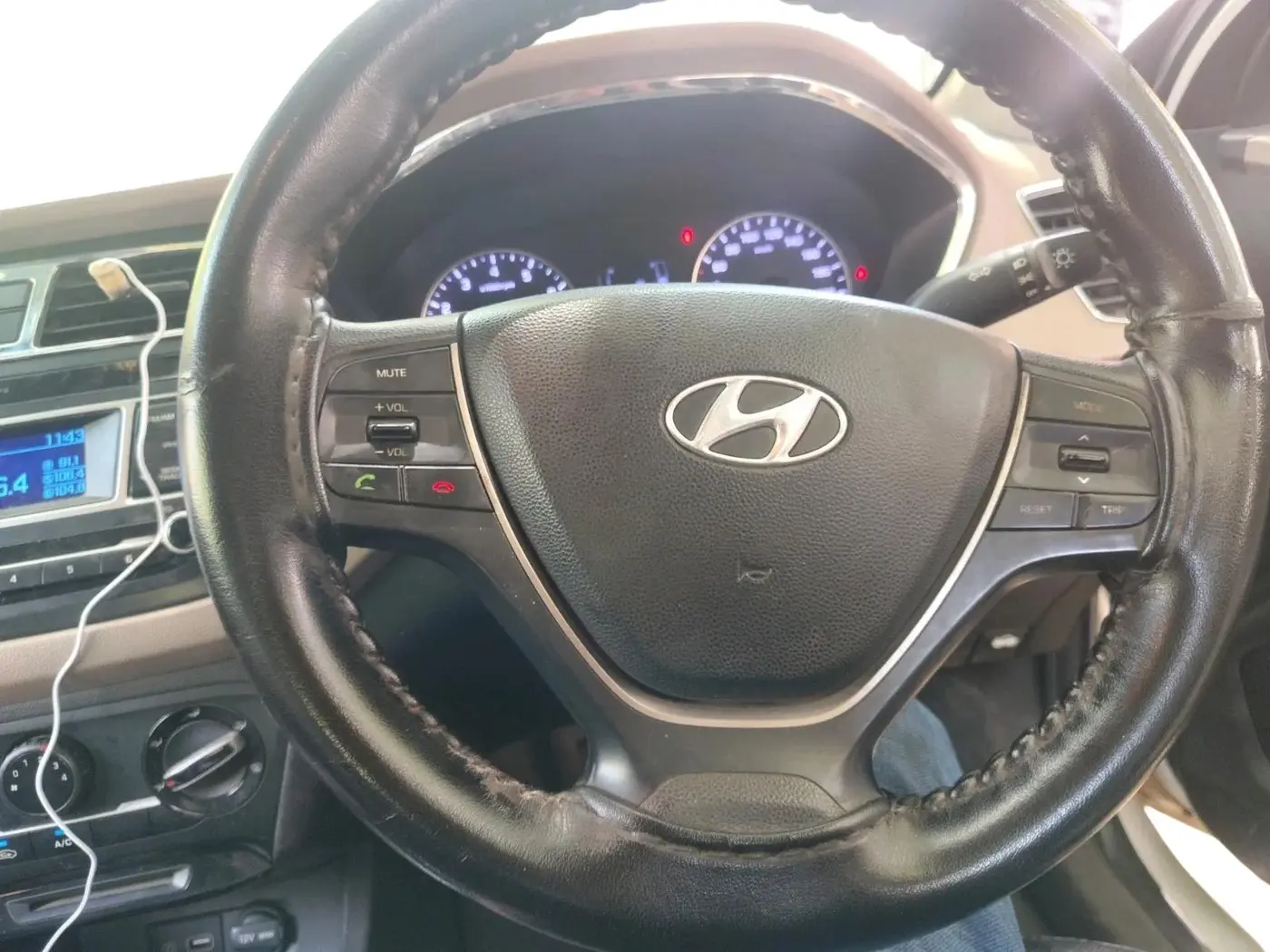 2015 Hyundai Elite i20 MAGNA 1.2, Petrol, Manual, 1,24,352 km, interior