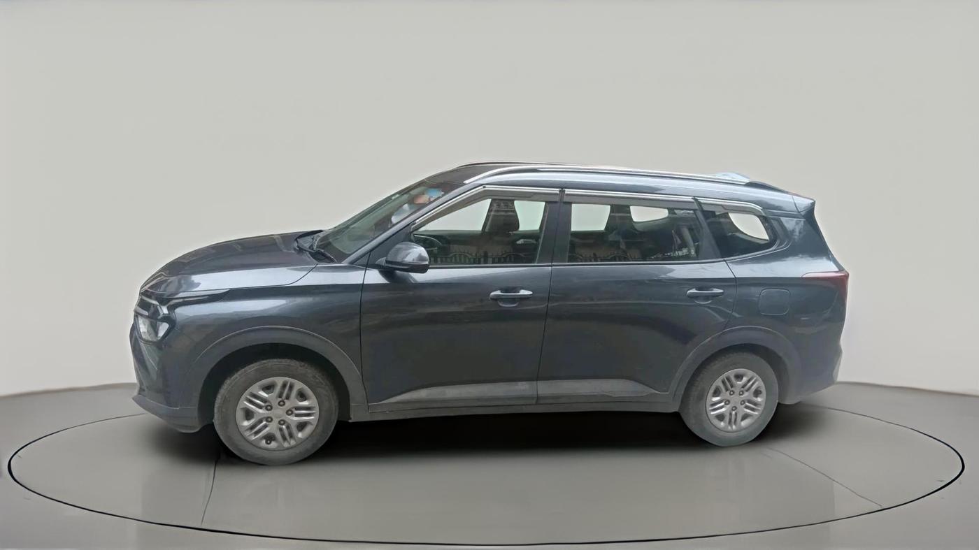 2024 KIA CARENS PRESTIGE 1.5 PETROL 7 STR, Petrol, Manual, 12,932 km, exterior