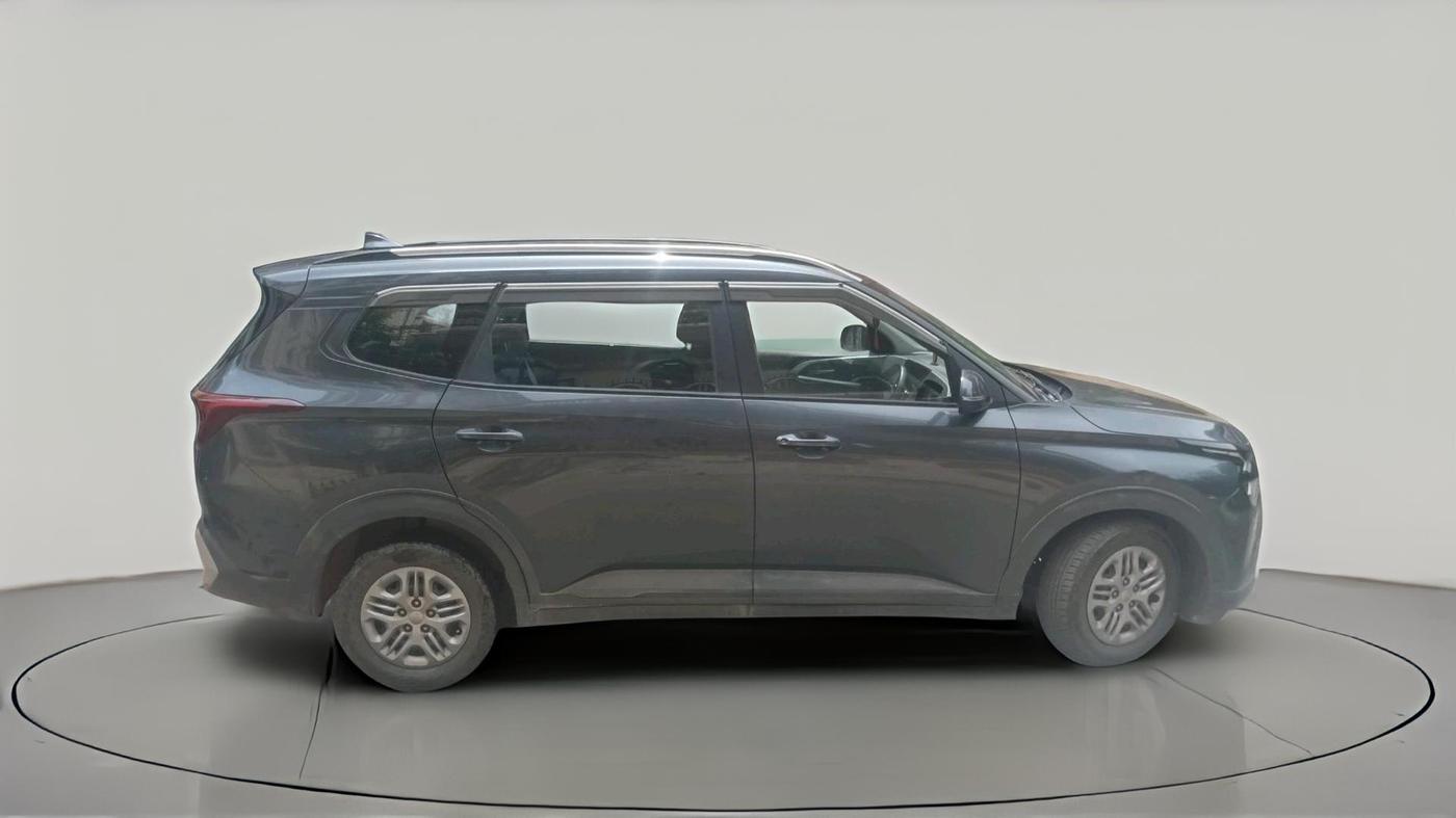 2024 KIA CARENS PRESTIGE 1.5 PETROL 7 STR, Petrol, Manual, 12,932 km, exterior