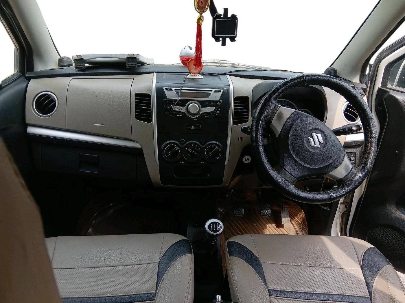 2016 Maruti Wagon R 1.0 VXI, Petrol, Manual, 51,956 km, interior