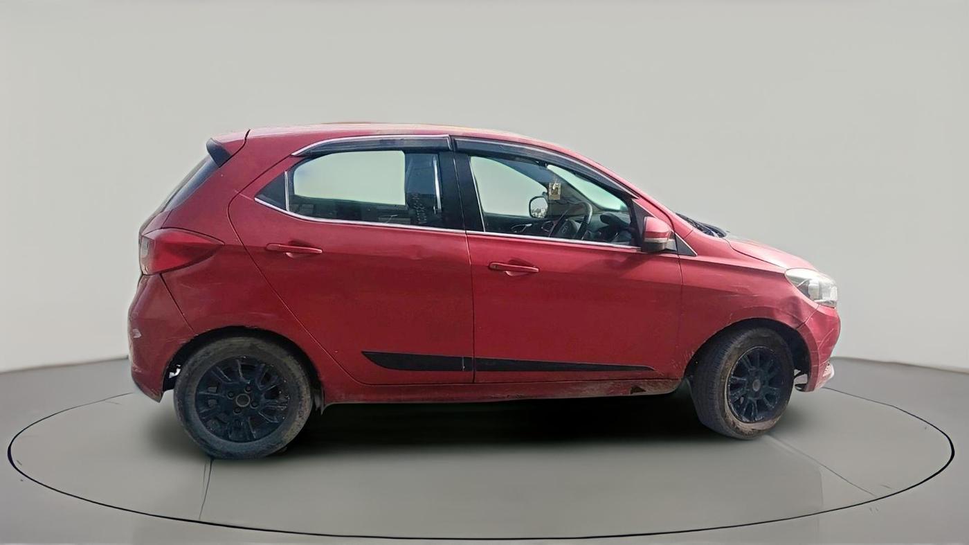 2018 Tata Tiago XZ DIESEL, Diesel, Manual, 1,39,471 km, exterior