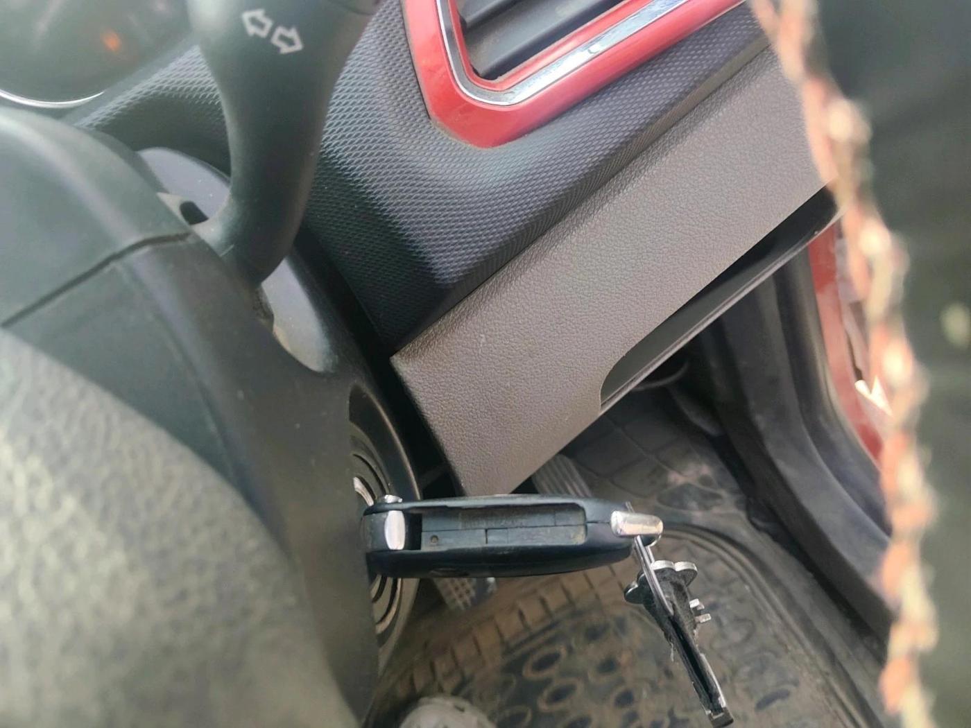 2018 Tata Tiago XZ DIESEL, Diesel, Manual, 1,39,471 km, interior