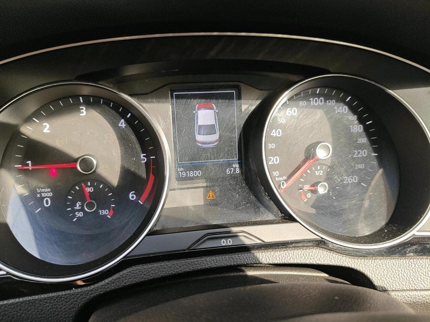 2018 Volkswagen Passat HIGHLINE DSG, Diesel, Automatic, 1,91,800 km, interior