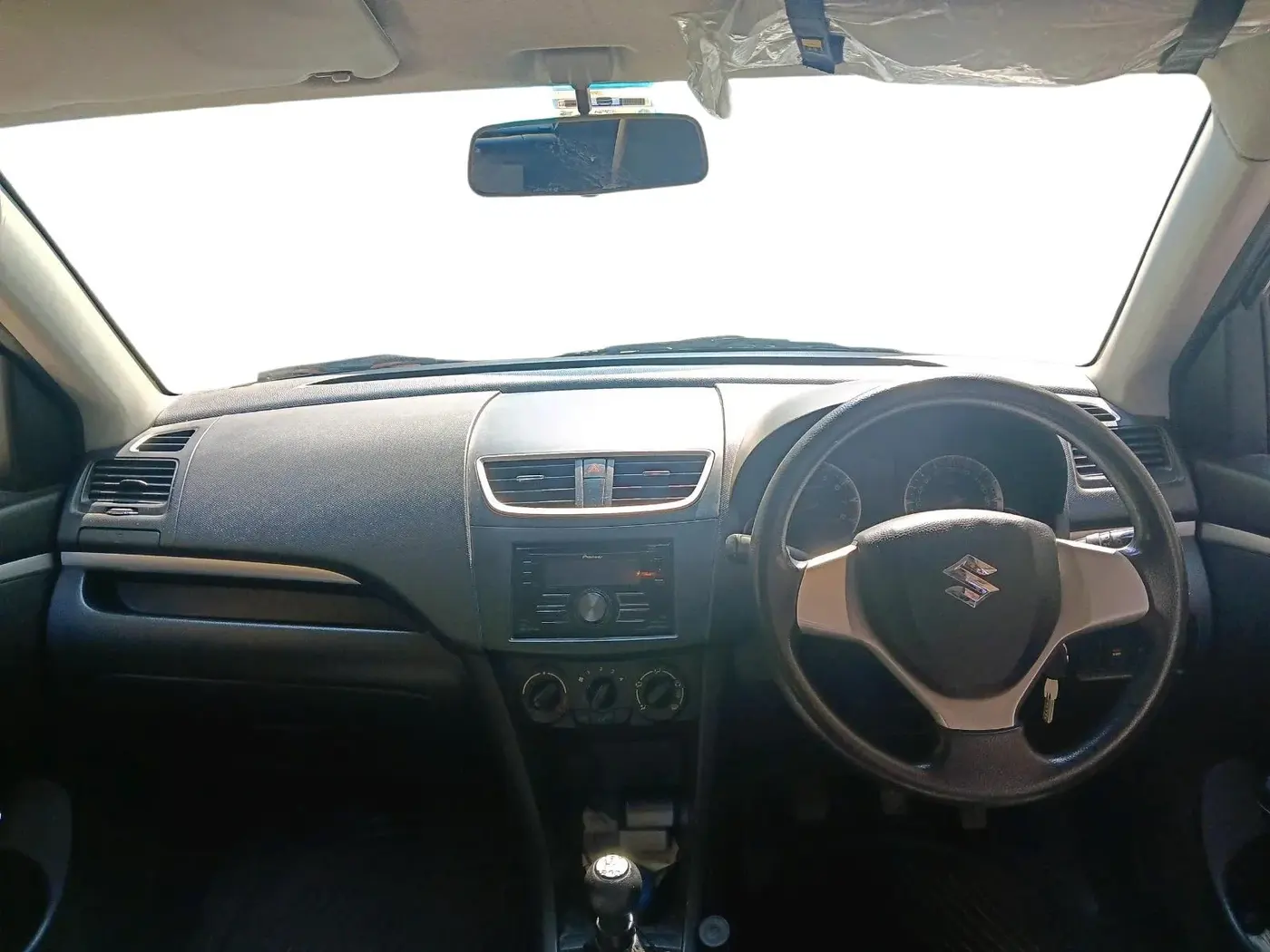 2012 Maruti Swift VXI, Petrol, Manual, 62,619 km, interior