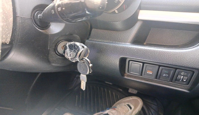 2012 Maruti Swift VXI, Petrol, Manual, 62,619 km, interior