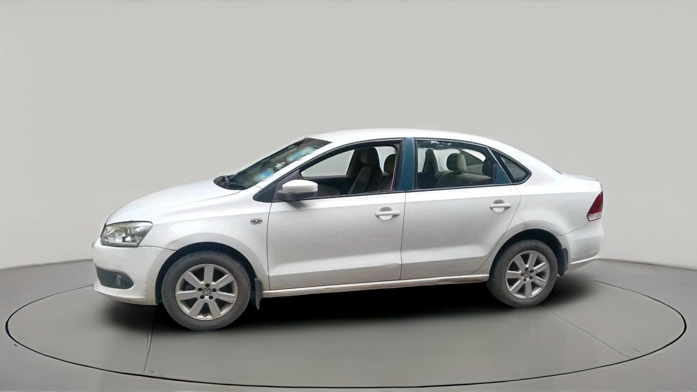 2011 Volkswagen Vento HIGHLINE 1.6 MPI, Petrol, Manual, 66,785 km, exterior