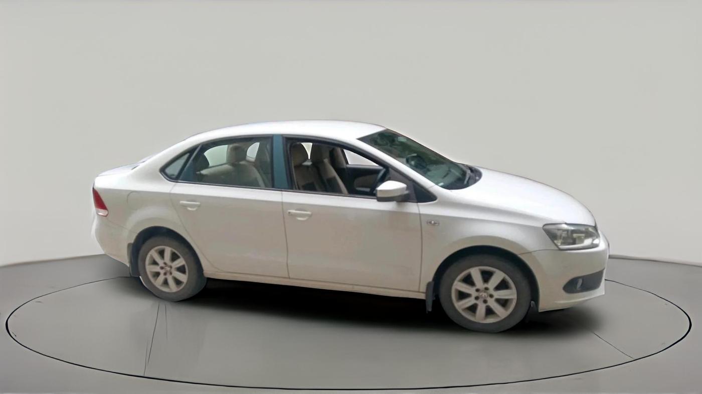 2011 Volkswagen Vento HIGHLINE 1.6 MPI, Petrol, Manual, 66,785 km, exterior