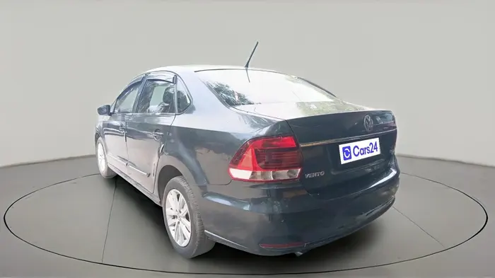 2015 Volkswagen Vento HIGHLINE 1.2 TSI AT, Petrol, Automatic, 1,49,025 km, exterior